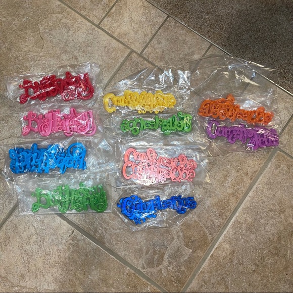 Colorful Happy Birthday / feliz cumpleaños cake topper - Picture 2 of 2